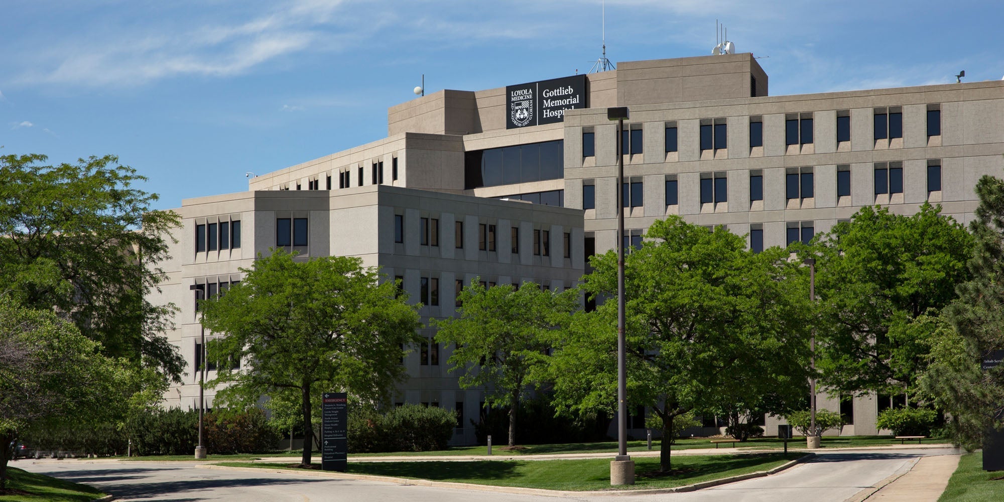Loyola Cancer Care & Research at the Marjorie G. Weinberg Cancer Center at Melrose Park