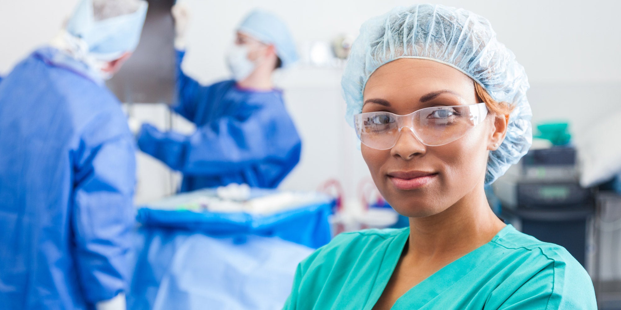 Image of a nurse in an operating room
