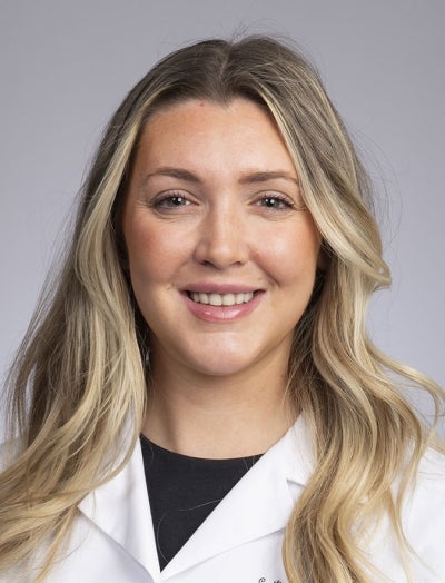 Emilia R Knowski